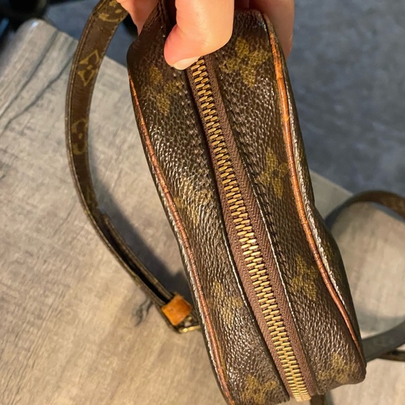 SOLD: Louis Vuitton Monogram Danube Crossbody w/ dust bag 💕Host Pick💕 - Picture 12 of 16